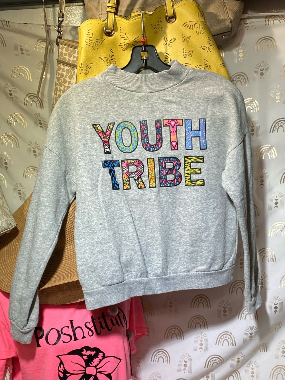 H&M Gray Sweatshirt with Multicolor 'YOUTH TRIBE' Letters